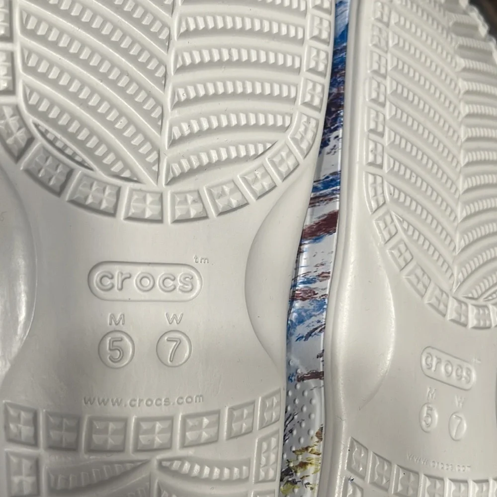 Crocs unisex slippers